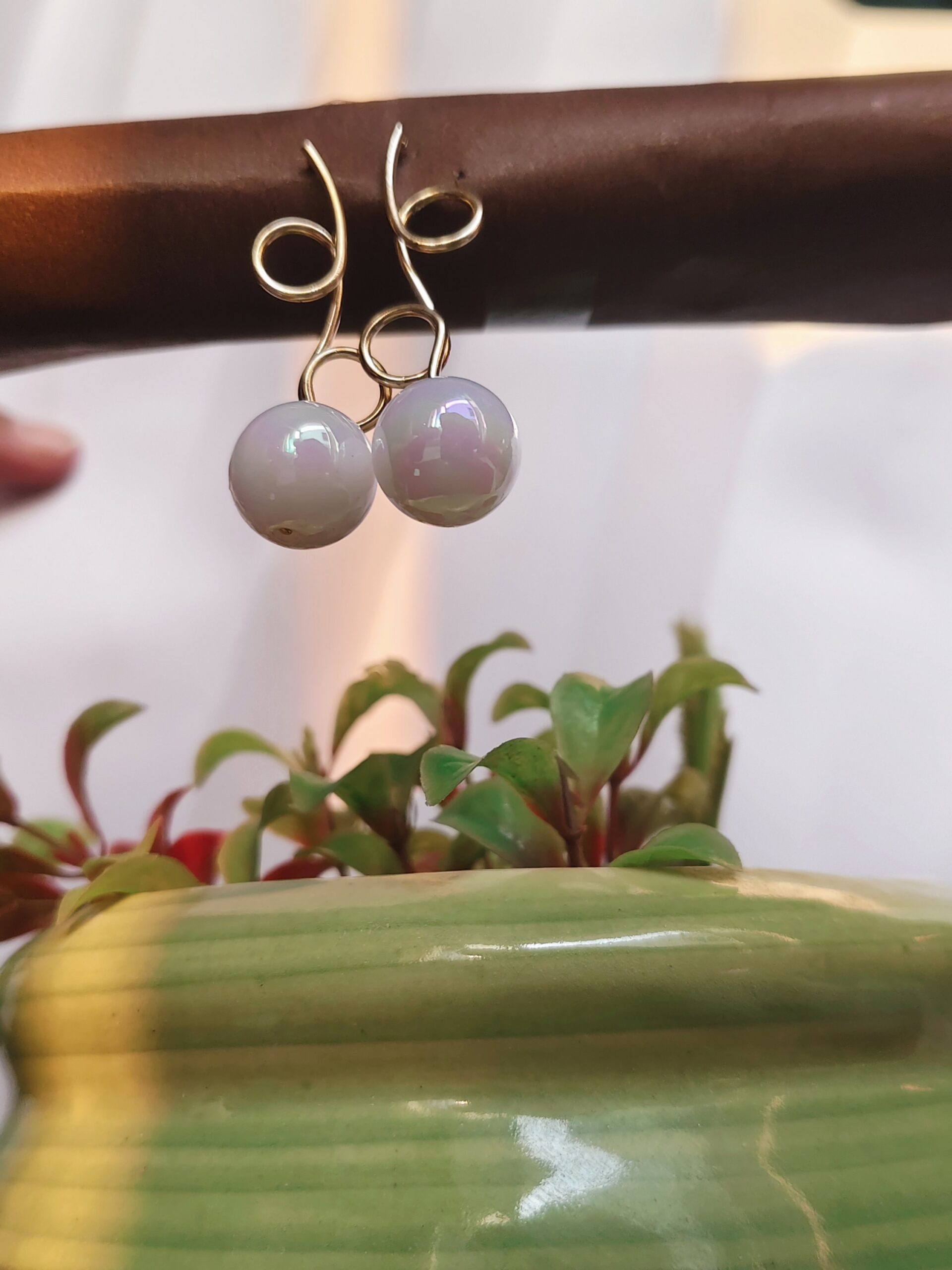 Halo Pearl Minimal Earrings